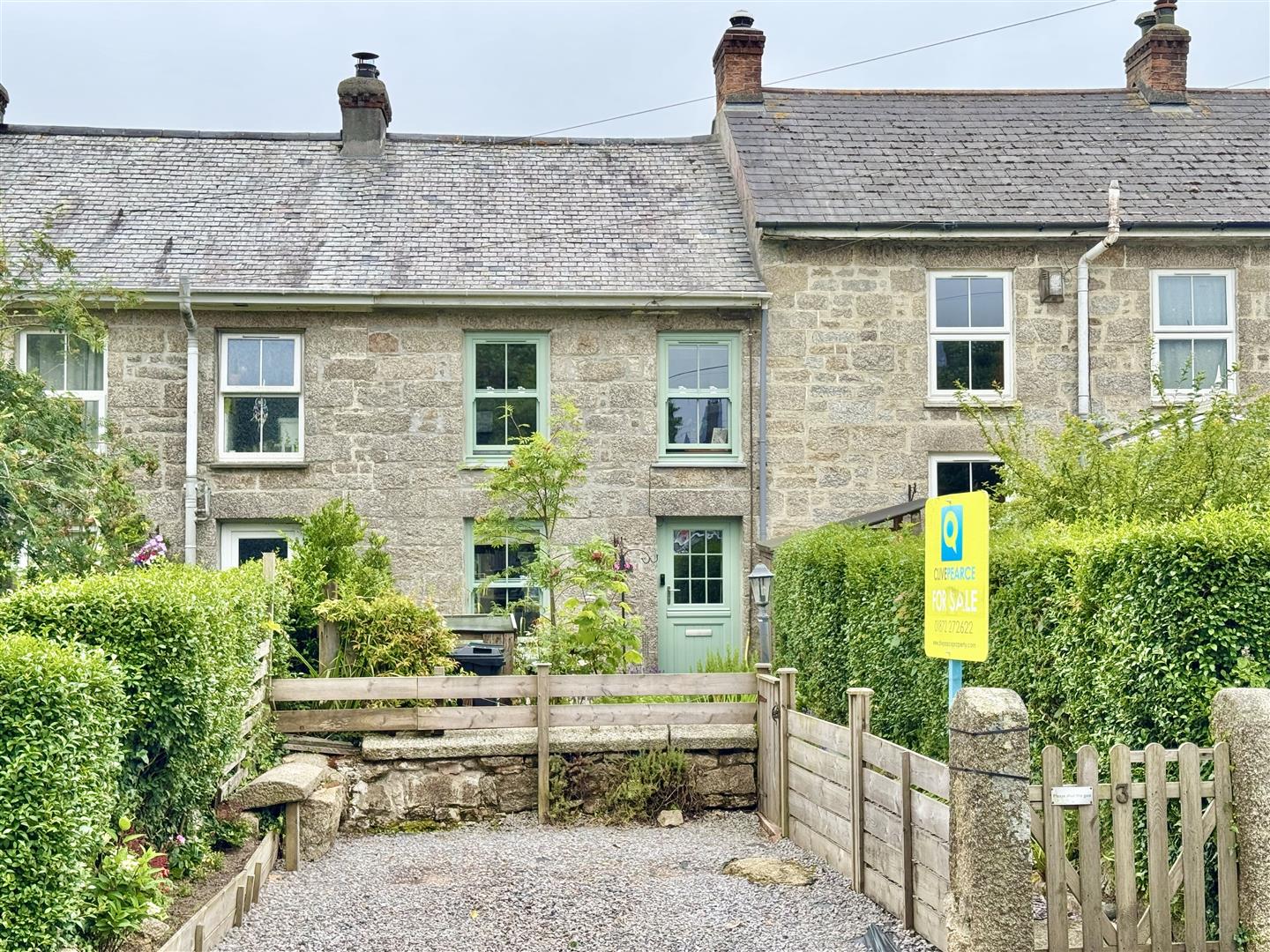 3 bed property in Hendra Terrace, Truro